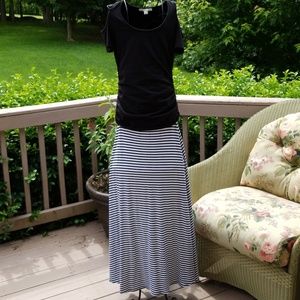 Ya L.A Striped Skirt/Boston ProperTop (blk)Set